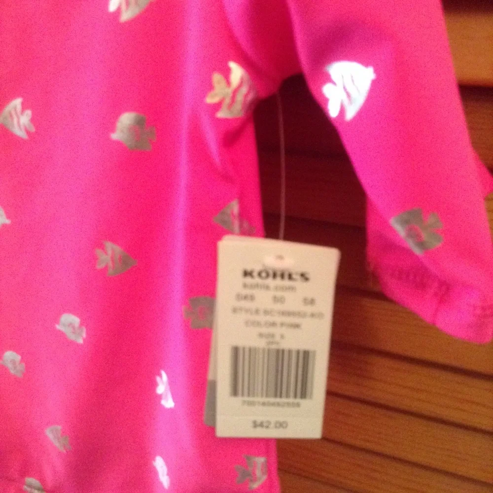 Sz 5 Carters Rash set and‎ Penelope Mack 1 pc SWIM